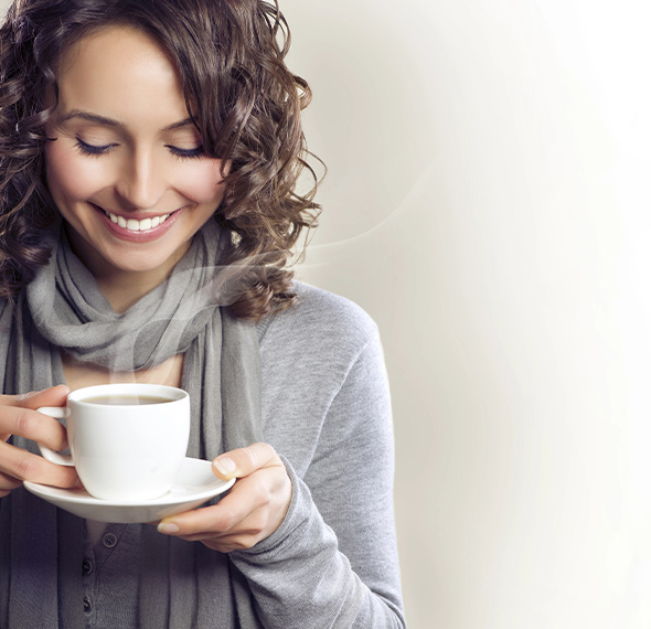 Café Diario packaging and brand elements